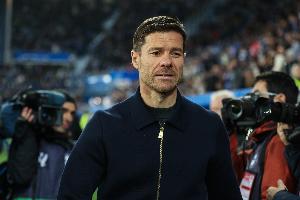 奥恩斯坦：利物浦并未计划邀阿隆索执教，目前仍支持斯洛特